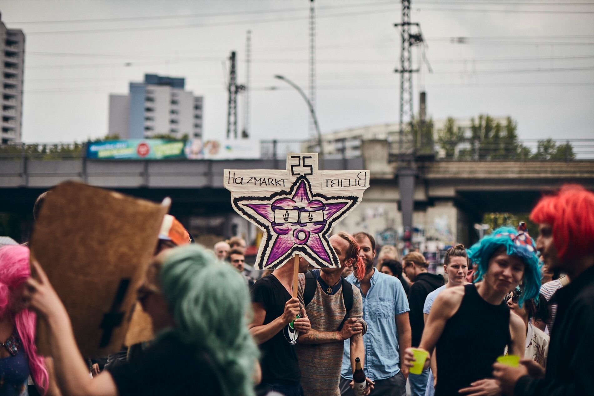 At the rally in front of the Holzmarkt a lot of people showed their solidarity. ©Holzmarkt/Eyecandy