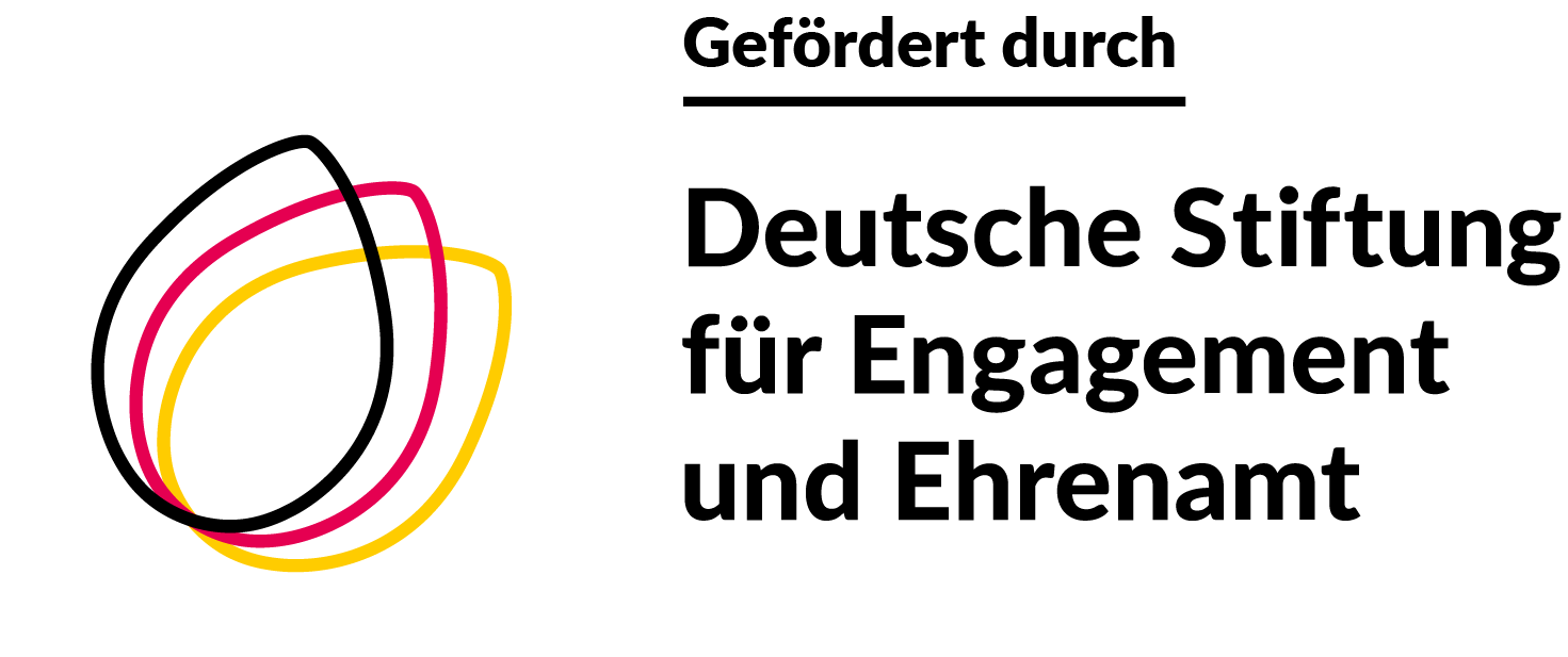 2023_DSEE_Gefoerdert_Logo_2zlg_RGB_Kreis_Schwarze-Schrift_2000px